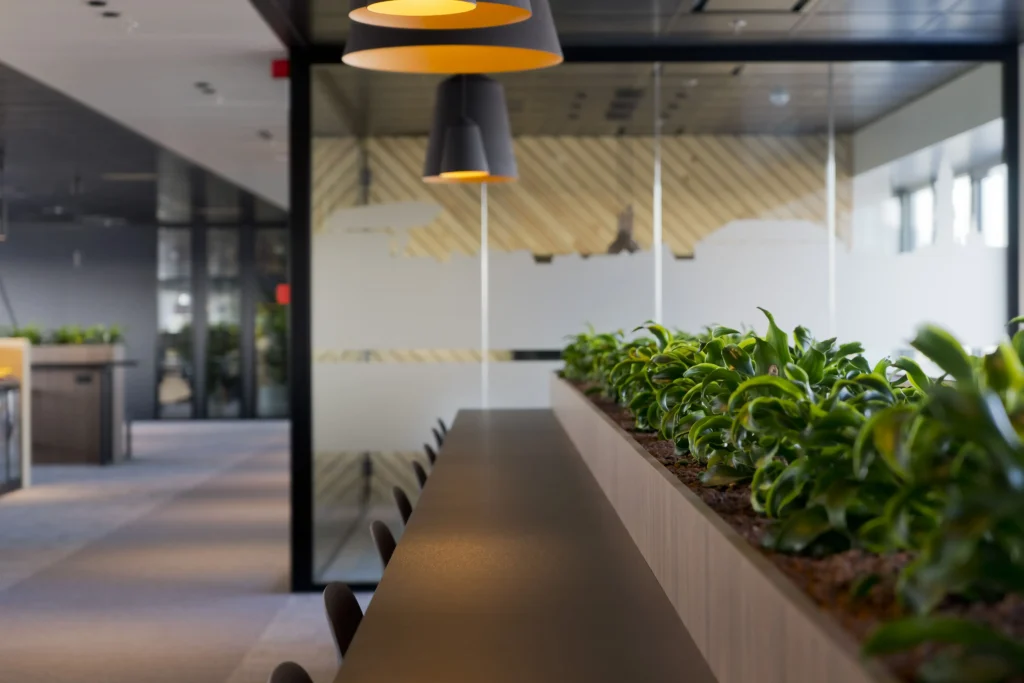 Case-CLEARMEDIA-Scheidinginswanden-5